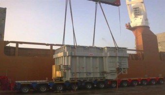 Loading operations at Porto Marghera
destination Matanzas, Brazil
Mv Saimaagracht – 1 trafo 165 tons weight [cm] 760x540x480 